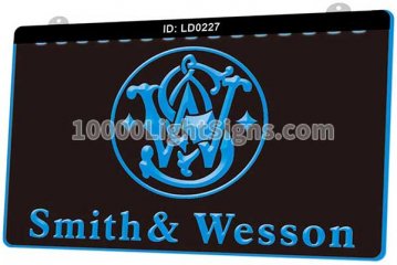 LD0227 Simth & Wesson.jpg