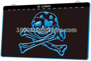 LS2605 Pirate Girl Skull