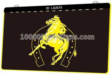 LS2675 Horse In Horseshoe