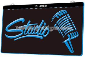 LD4924 Studio Microphone On Air