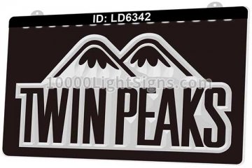 LD6342 Twin Peaks Sports Bar Restaurant