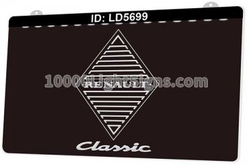 LD5699 Renault Classic Car