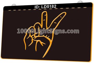 LD5182 Hands up Victory